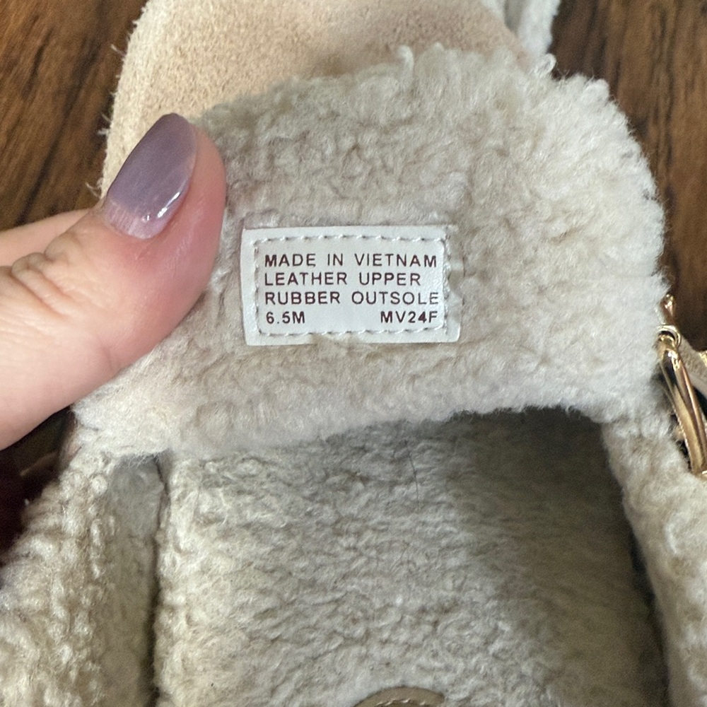 Michael Kors Cream Suede Mules with Gold Buckle, size 6.5 - Picture 4 of 9